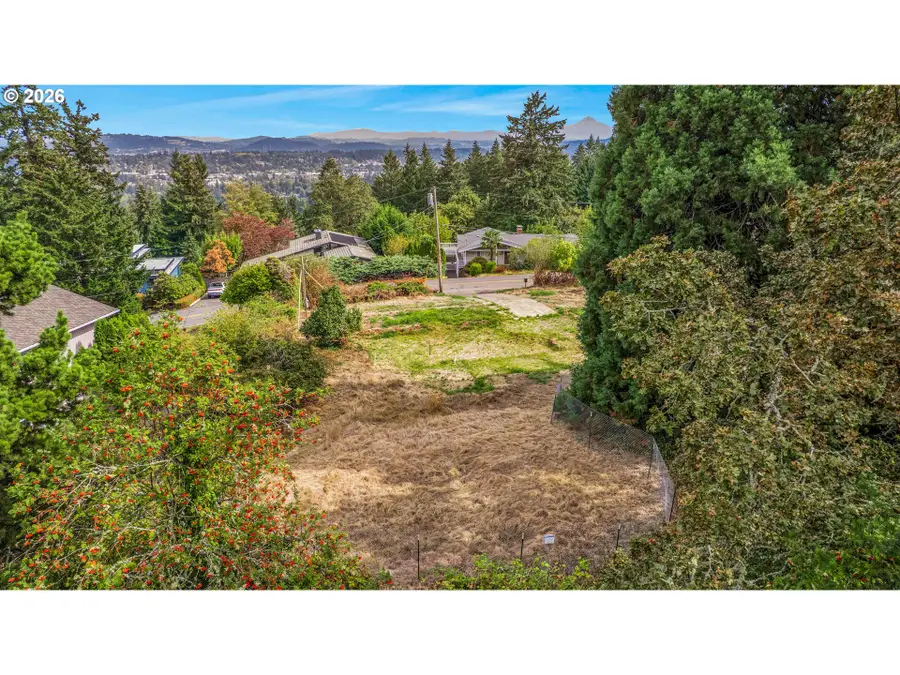 2665 Hillcrest Dr, Northwest Clackamas, OR 97068 - #3