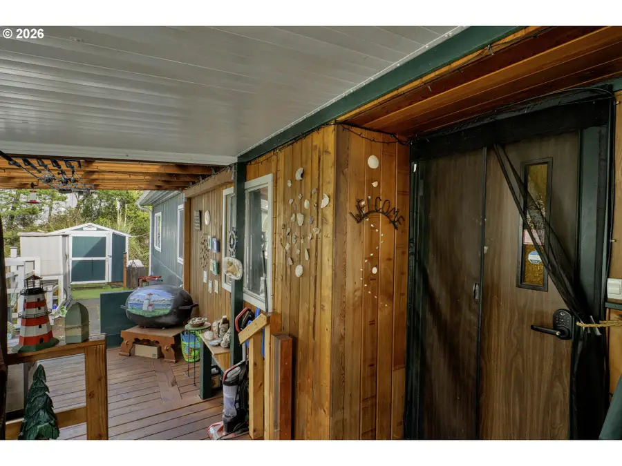 3760 Highway 101 #4, Florence, OR 97439 - Image #3