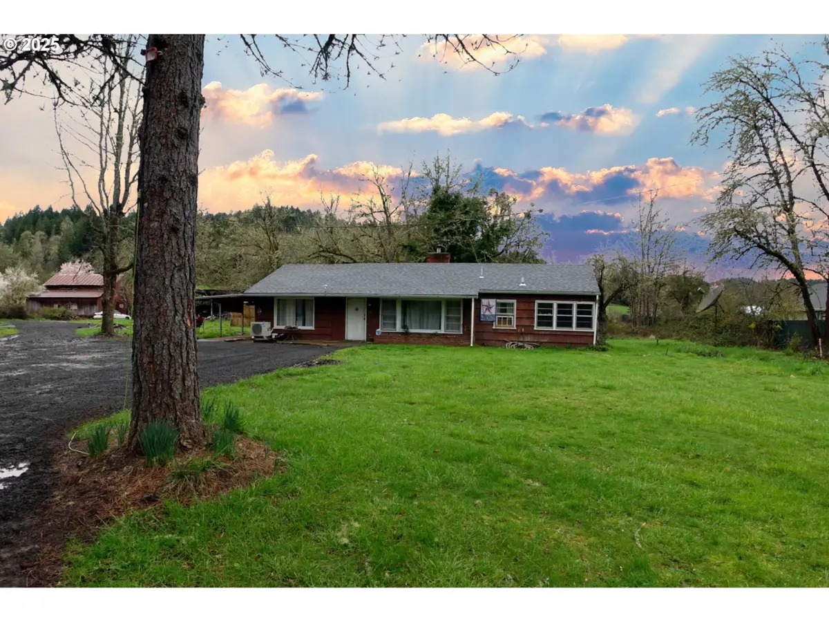 13756 Buckhorn Rd, Glide, OR 97443 - #1