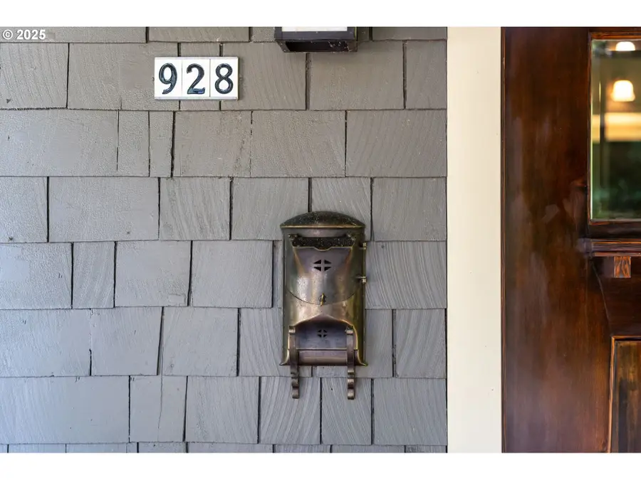 928 SE 18th Ave, Portland, OR 97214 - Image #3