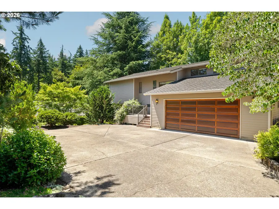 6010 SW Texas Ct, Portland, OR 97219 - #2