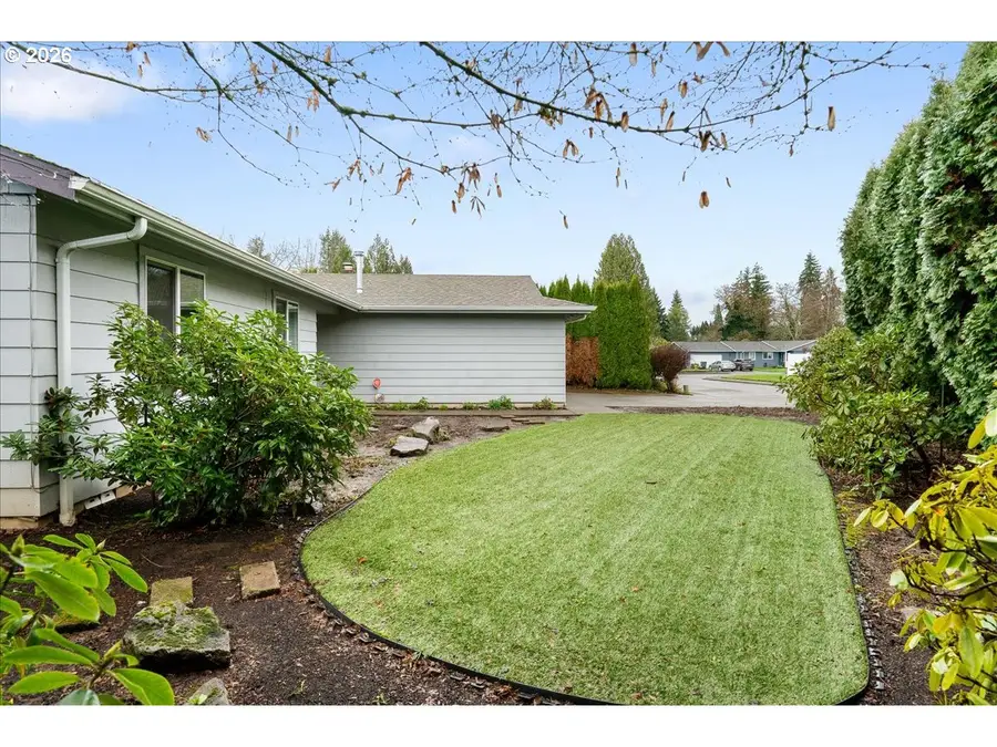 997 Julie St, Keizer, OR 97303 - Image #3