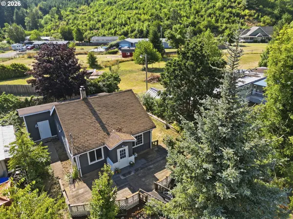 92278 Carson St, Marcola, OR 97454