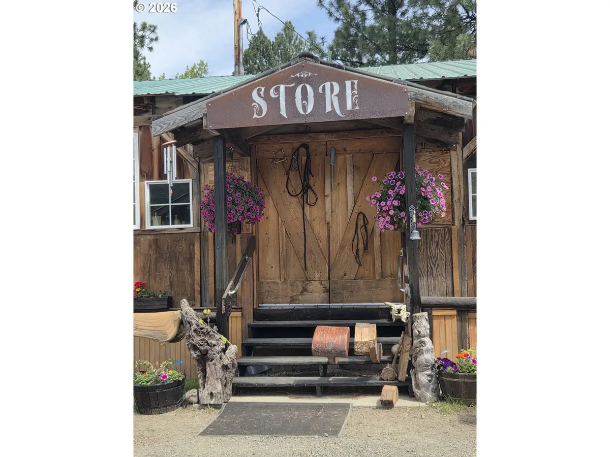 602 Mill St, Sumpter, OR 97877 - #1
