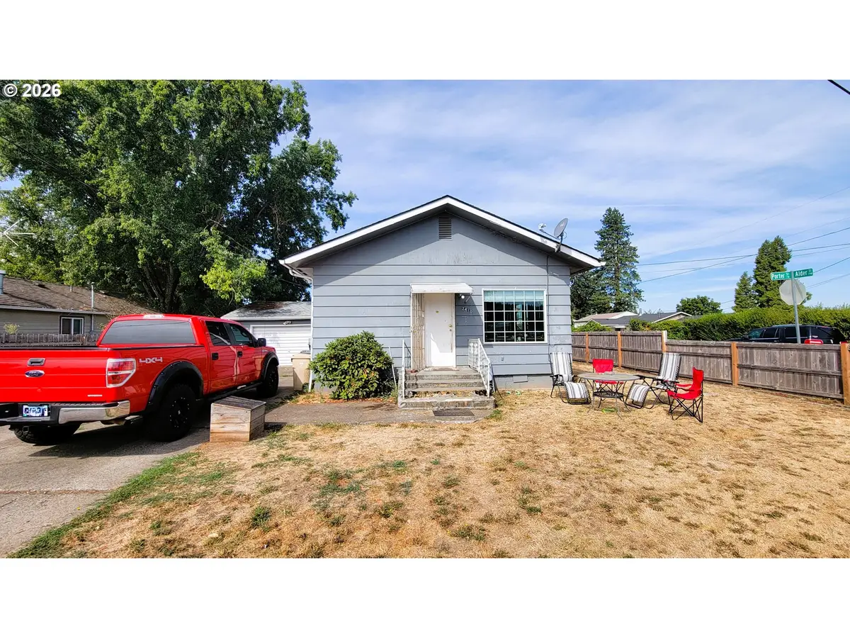 2410 Porter St, Lebanon, OR 97355 - #1
