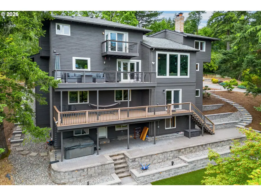 15 SW 68th Ave, Portland, OR 97225 - #2