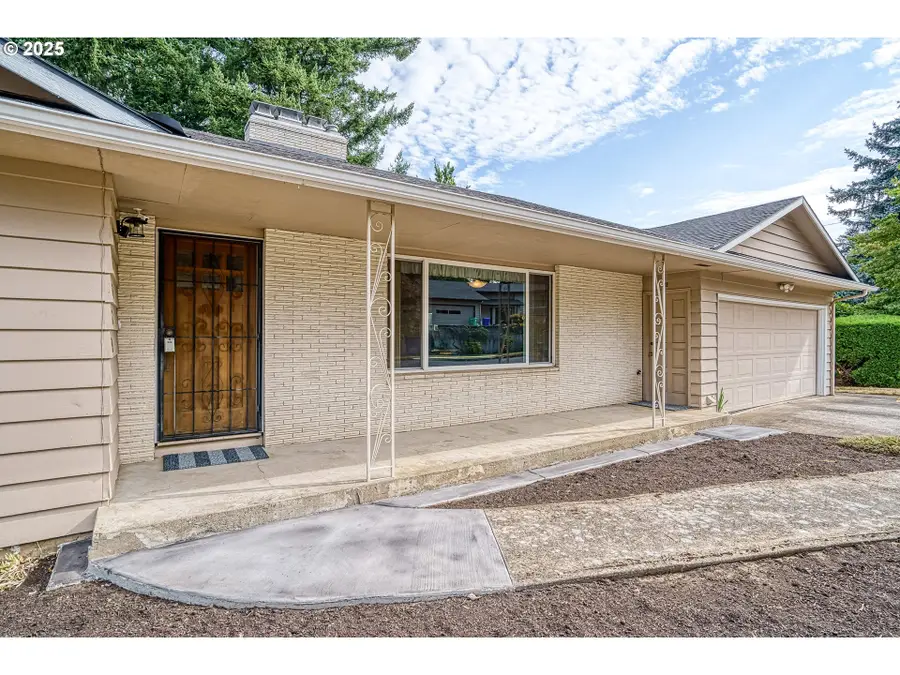 15909 NE Morris St, Portland, OR 97230 - Image #2