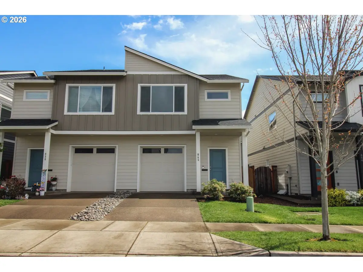 842 S 22nd Ave, Cornelius, OR 97113 - #1