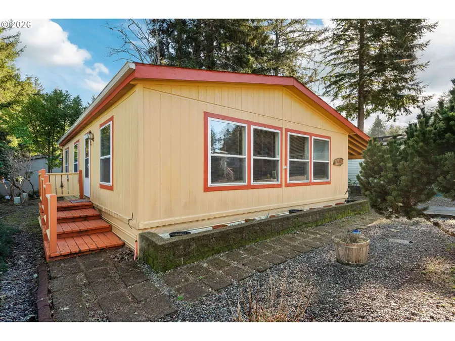 535 Shorepines Ave, Coos Bay, OR 97420 - Image #3