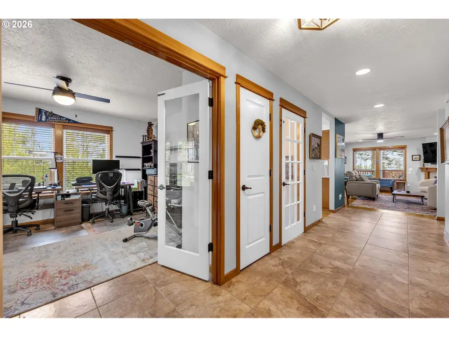 1261 SW Binford Lake Pkwy, Gresham, OR 97080 - #2