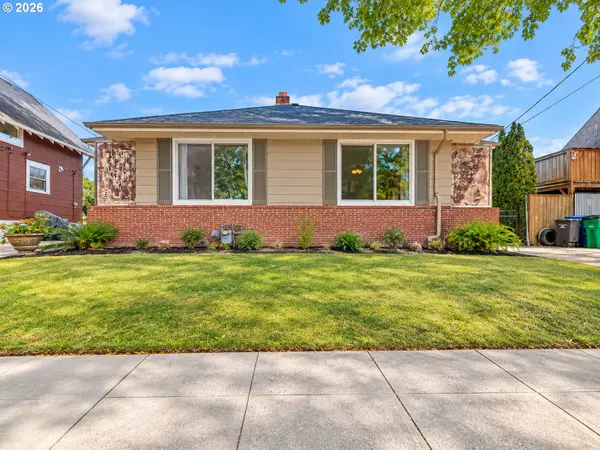 1523 NE Dekum St, Portland, OR 97211