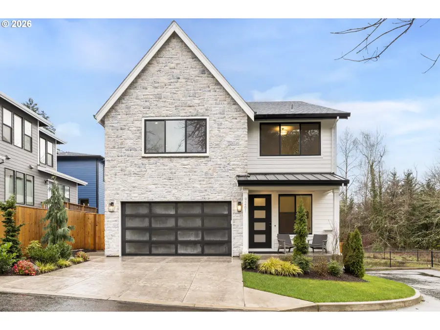 9261 SW Mackayla Pl, Portland, OR 97223 - Image #2