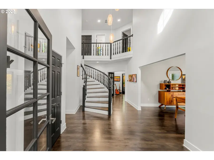 10850 SW Creightonwood Pl, Portland, OR 97219 - Image #2