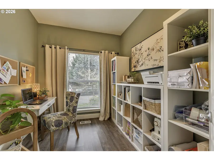 2084 SE 48th Ave, Hillsboro, OR 97123 - #3