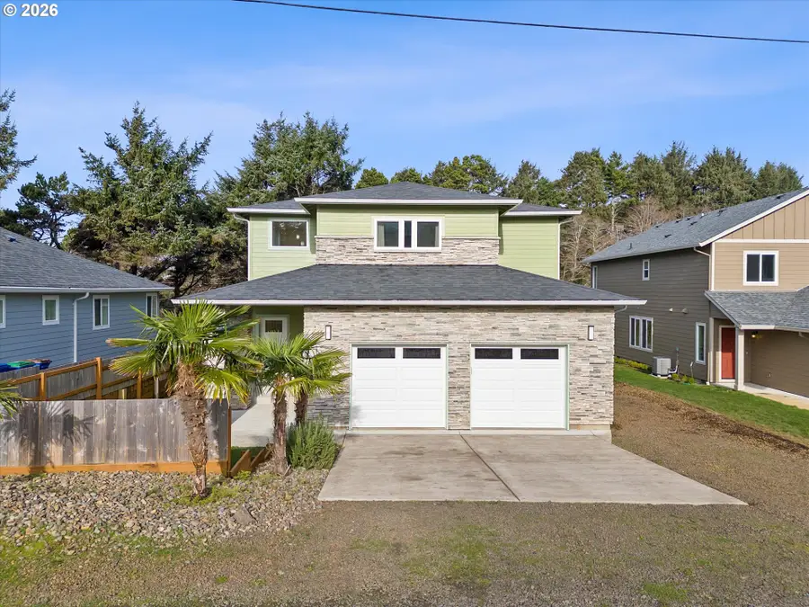 2013 NE 58th St, Lincoln City, OR 97367 - Image #3