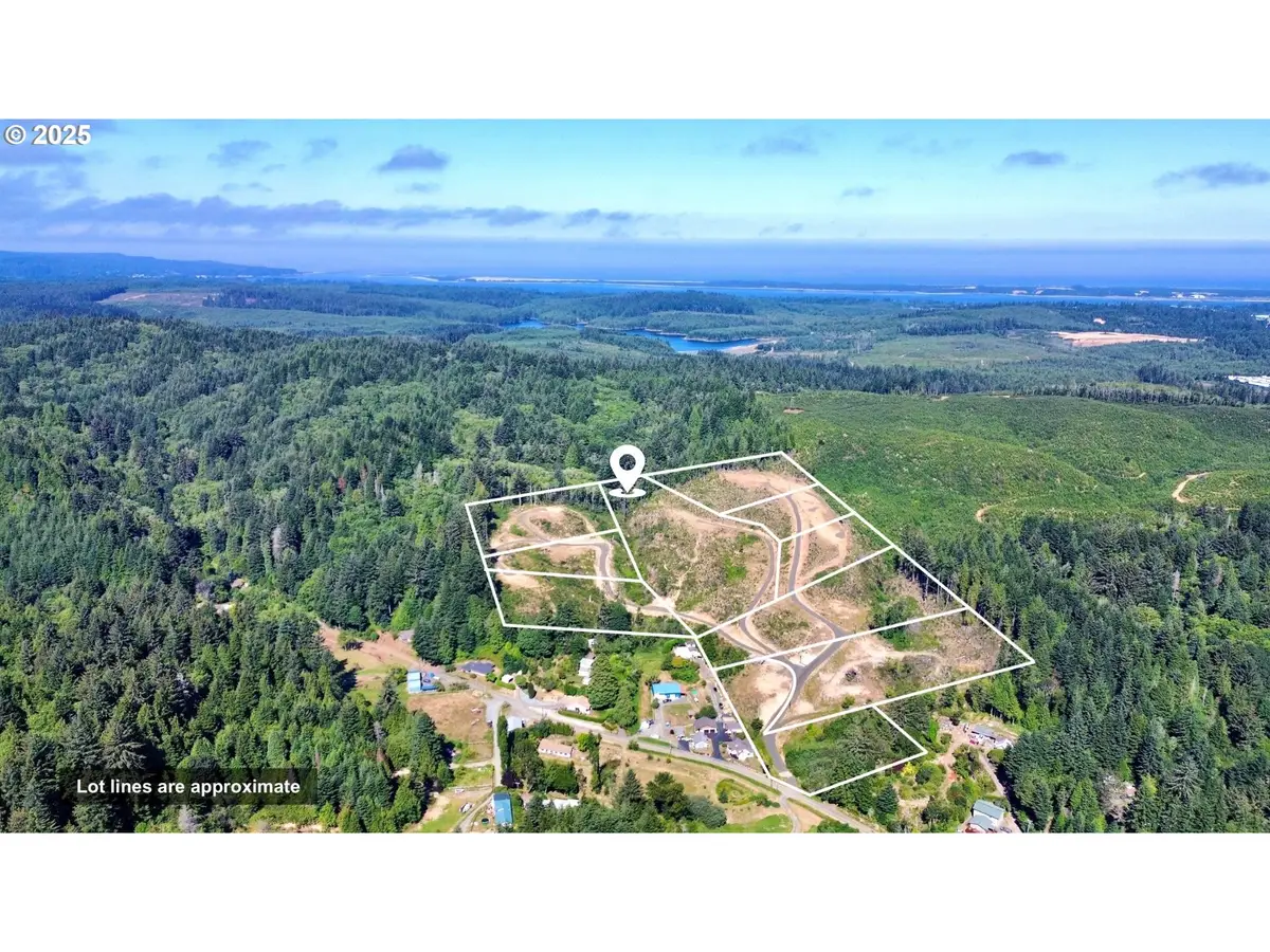 000 Trail Ln #1402, Coosbay, OR 97420 - Image #1
