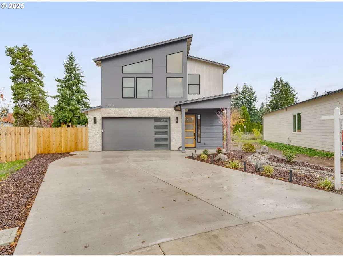 14214 NE 42nd Cir, Vancouver, WA 98682 - Image #1