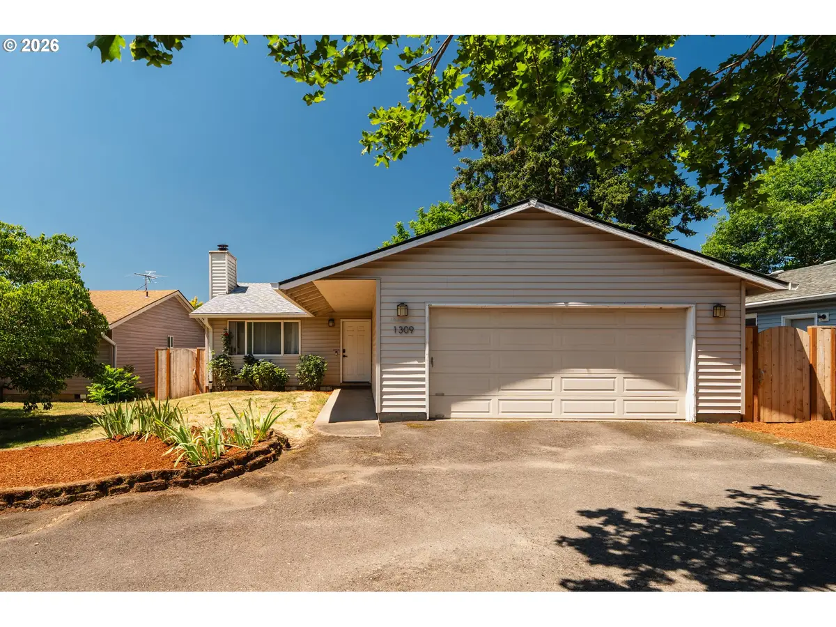 1309 SE 135th Ave, Portland, OR 97233 - #1