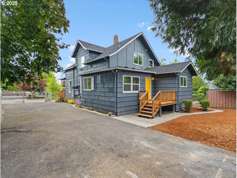 234 NE Cleveland Ave, Gresham, OR 97030 - Image #2