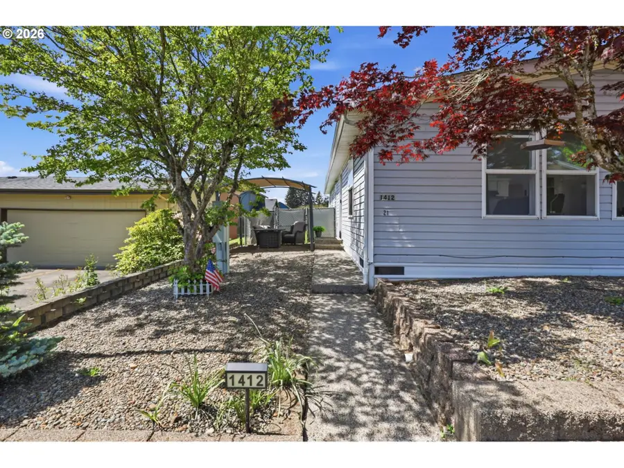 1412 W C Ave, La Center, WA 98629 - #3