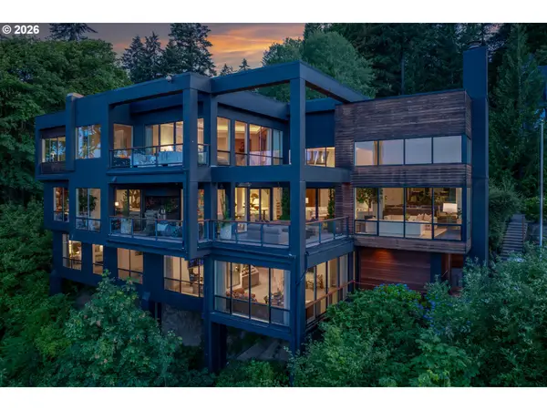 11000 S Riverwood Rd, Portland, OR 97219