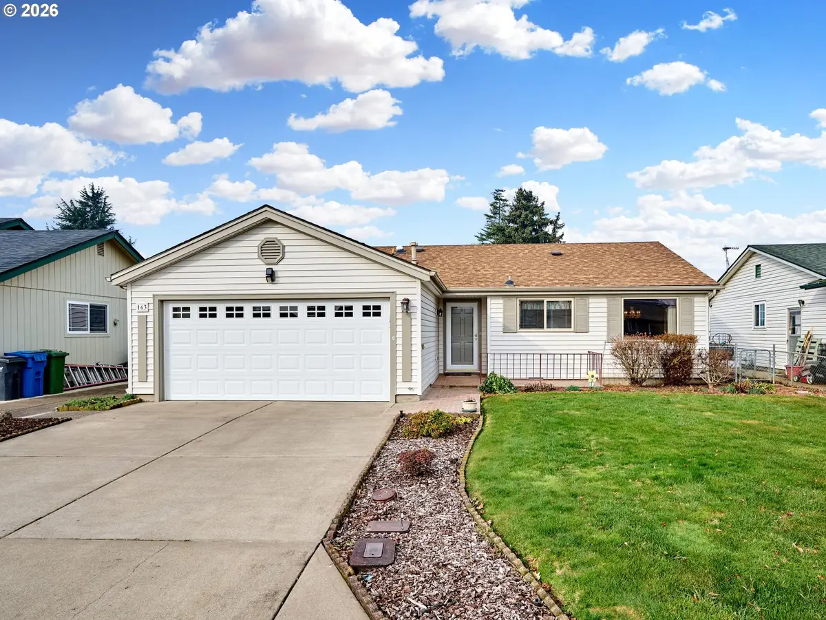 163 W Clackamas Cir, Woodburn, OR 97071 - Image #1