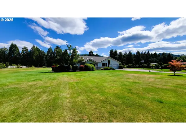 39136 Easton Ln, Springfield, OR 97478