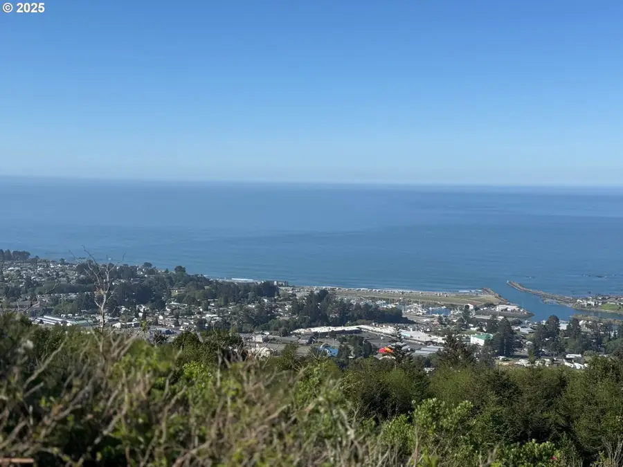 Dale Ct #2, Brookings, OR 97415 - Image #2