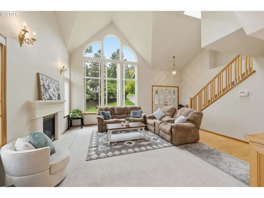 3362 Bentley Ave, Eugene, OR 97405 - #3