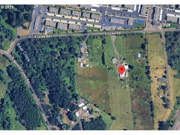 13434 S Lowe Rd, Molalla, OR 97038