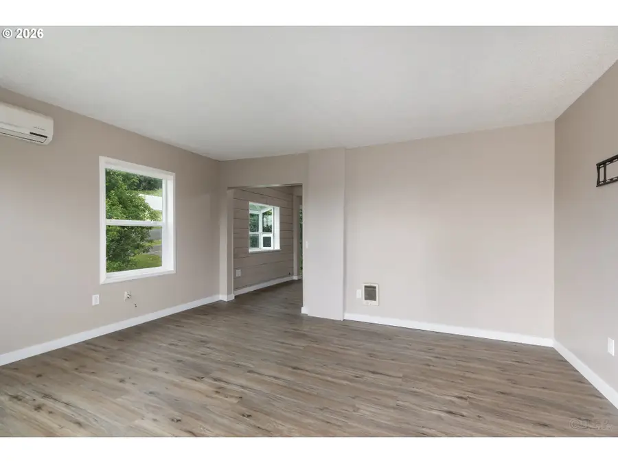 420 E D St, Rainier, OR 97048 - #3