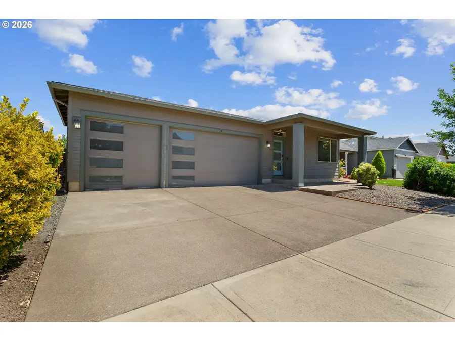 1262 Daylily St, Woodburn, OR 97071 - #2