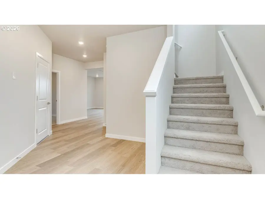 9200 SE Azalea St, Portland, OR 97086 - #3