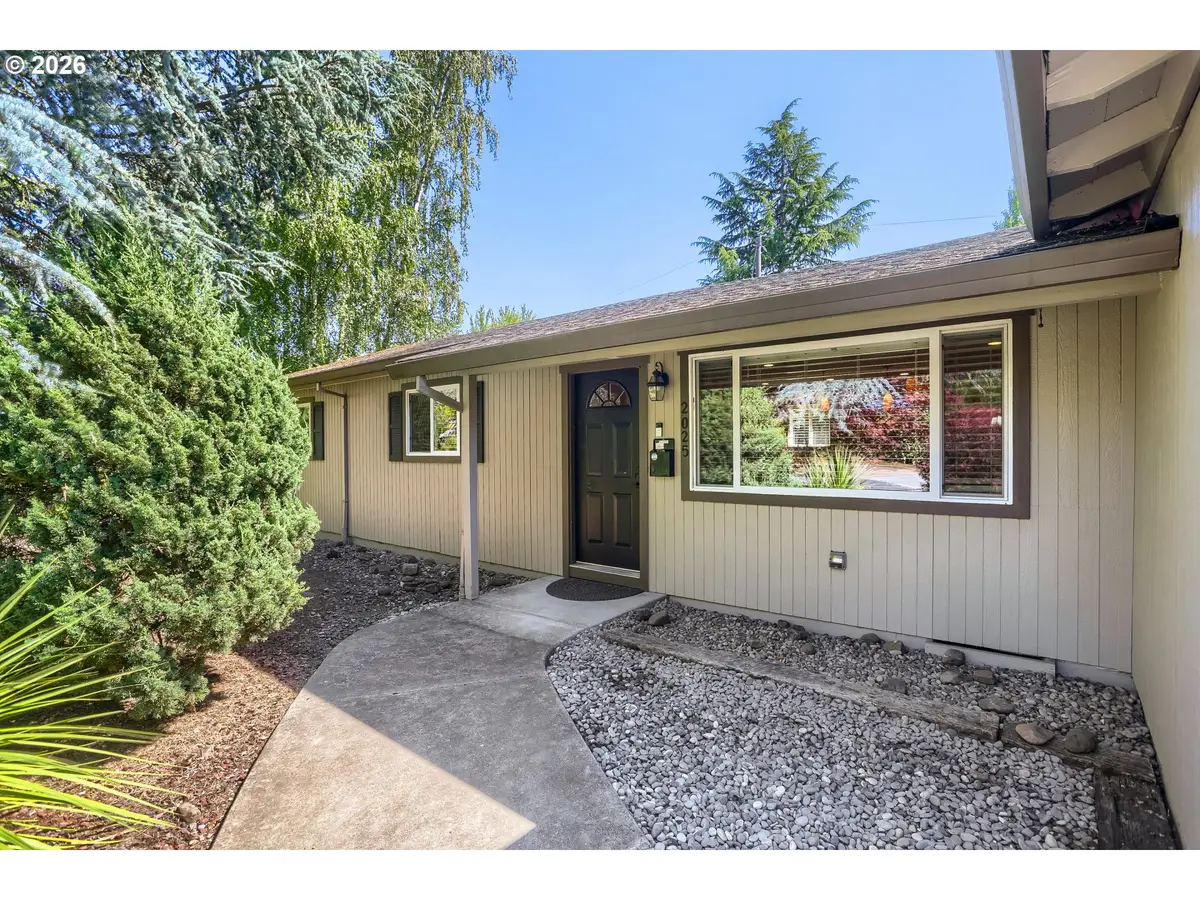 2025 SW 139th Ave, Beaverton, OR 97005 - #1