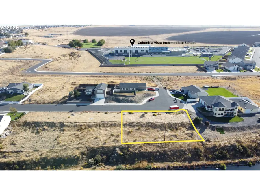 225 Truman Dr, Umatilla, OR 97882 - Image #2