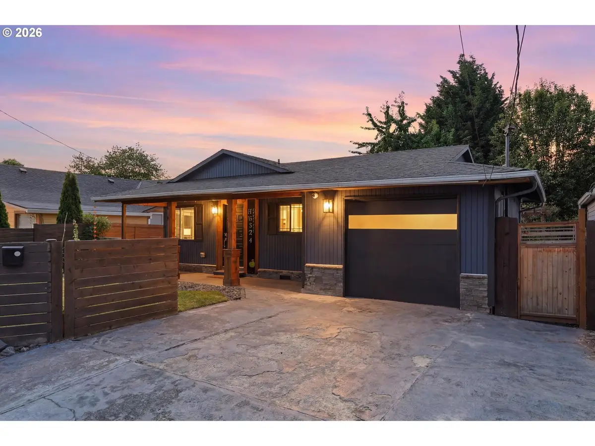 10324 SE Ellis St, Portland, OR 97266 - #1