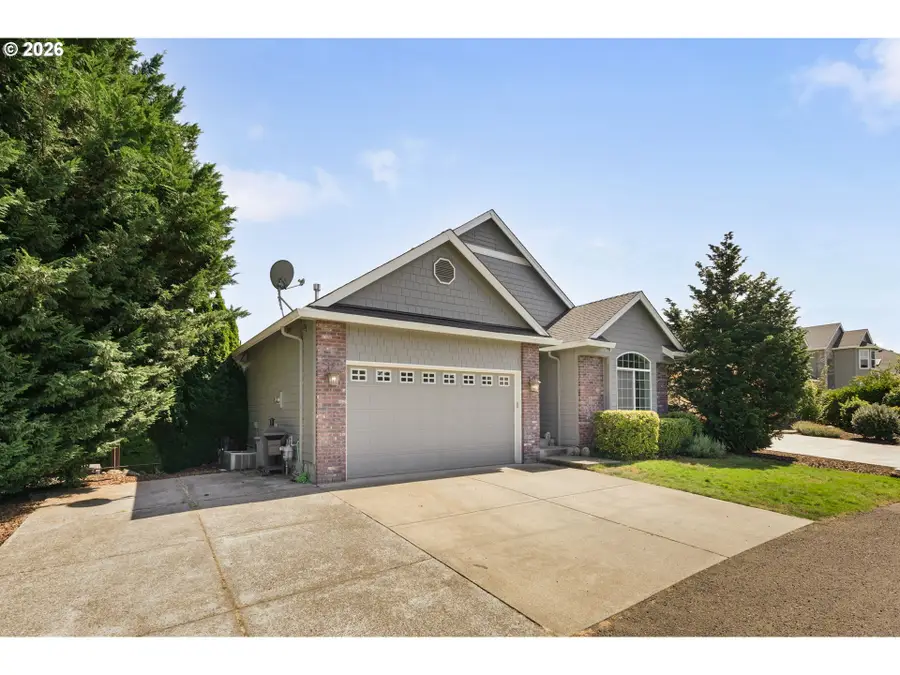 12015 NW 8th Ave, Vancouver, WA 98685 - #2