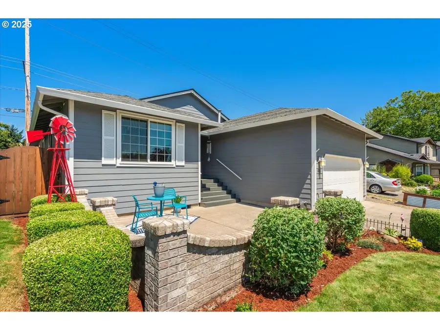 8212 NE Snowberry Loop, Vancouver, WA 98664 - Image #2