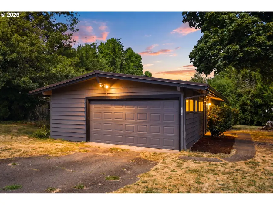 5601 SE Oetkin Dr, Milwaukie, OR 97267 - #3