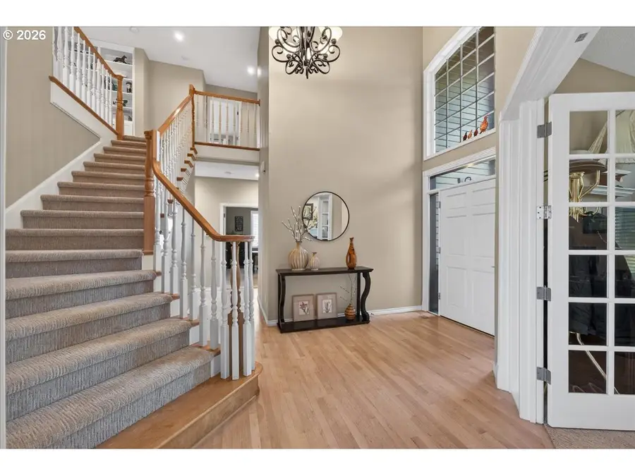 2393 Taylor Dr, West Linn, OR 97068 - #3