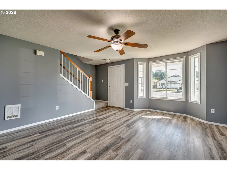 1945 Blacktail Ln, Woodland, WA 98674 - #3