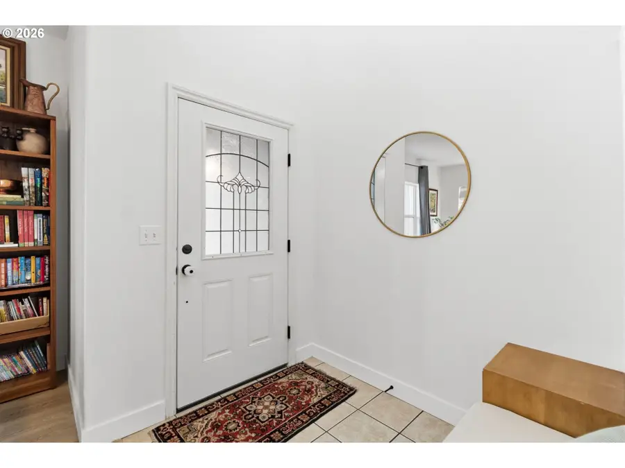 373 Camrin Loop, Creswell, OR 97426 - #3