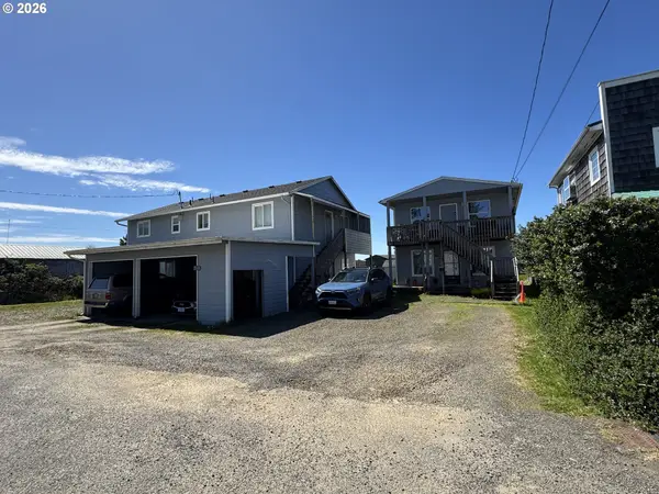 35390 Brooten Rd, PacificCity, OR 97135