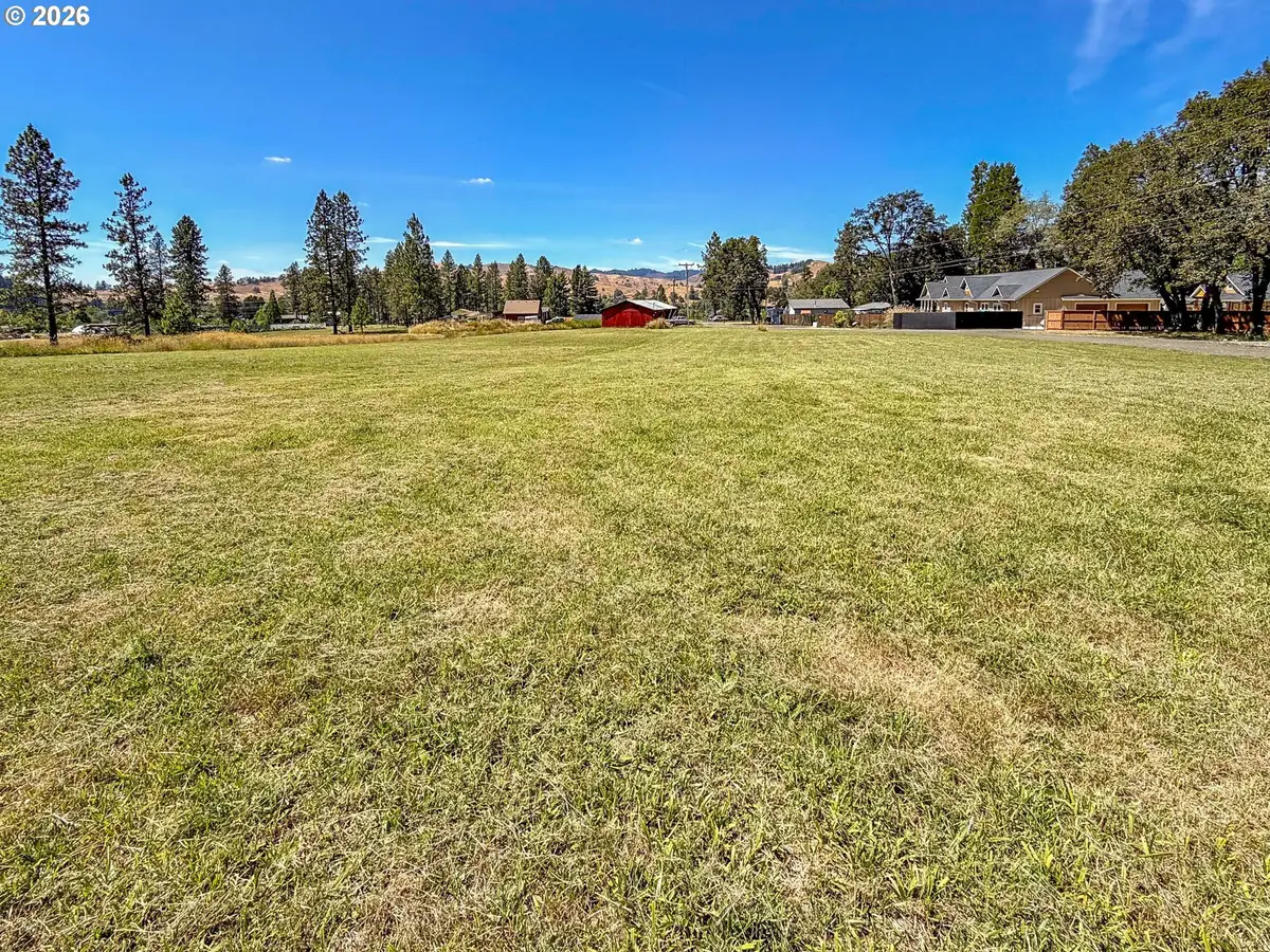 0 Leisure St, Glide, OR 97443 - #1