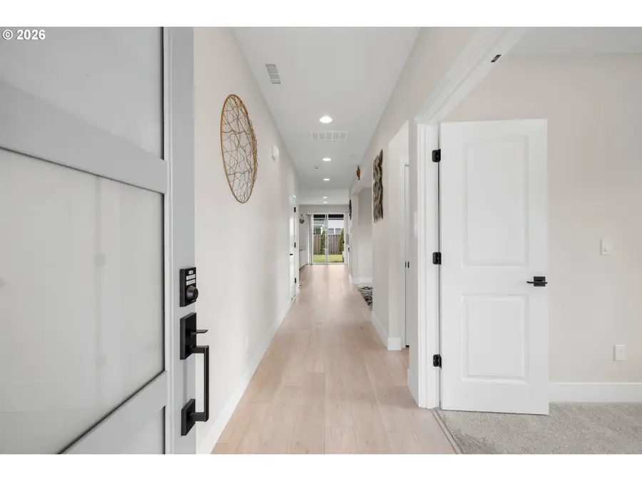 107 NE 72nd Ave, Hillsboro, OR 97124 - #3