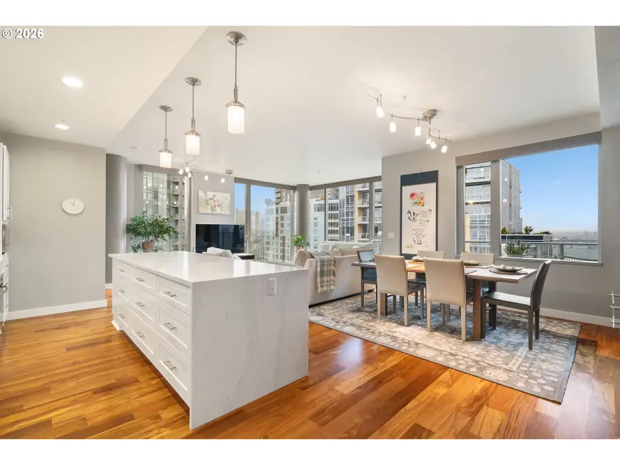 841 S Gaines St #2000, Portland, OR 97239 - #2
