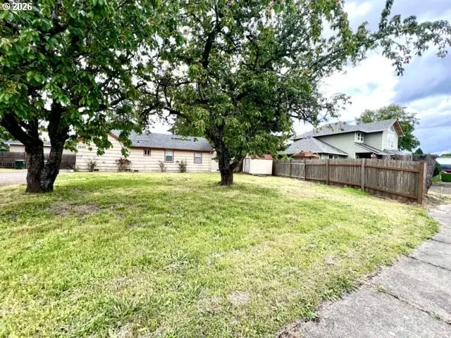 4240 SW 197th Ave, Beaverton, OR 97078 - #2