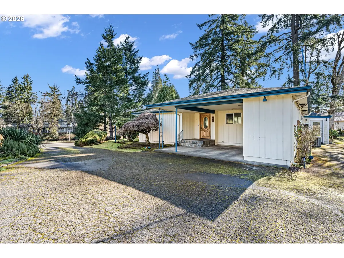 731 S River Rd, Cottage Grove, OR 97424 - Image #1