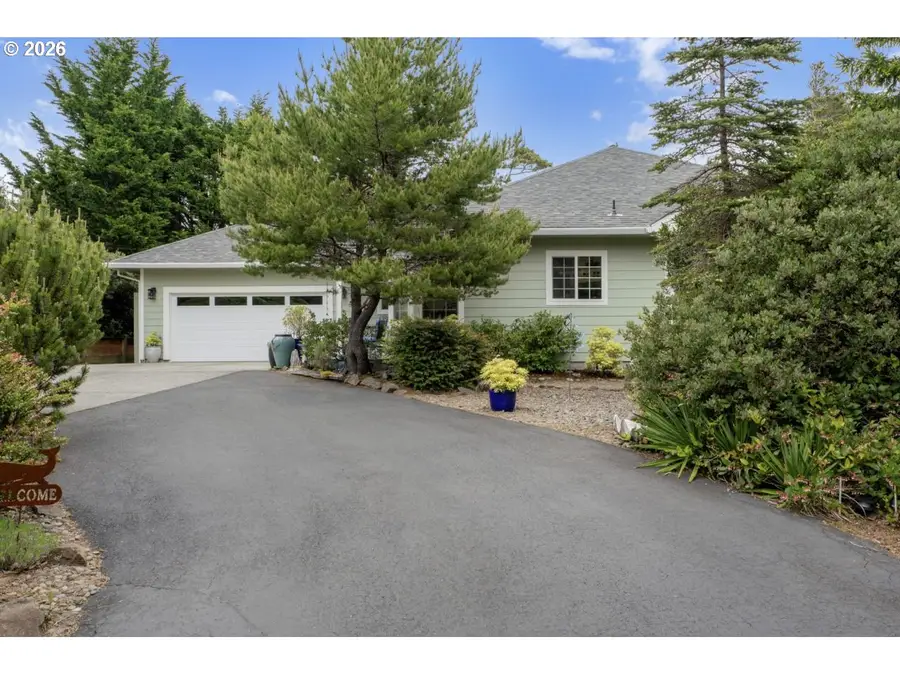 87997 Kelsie Way, Florence, OR 97439 - #3