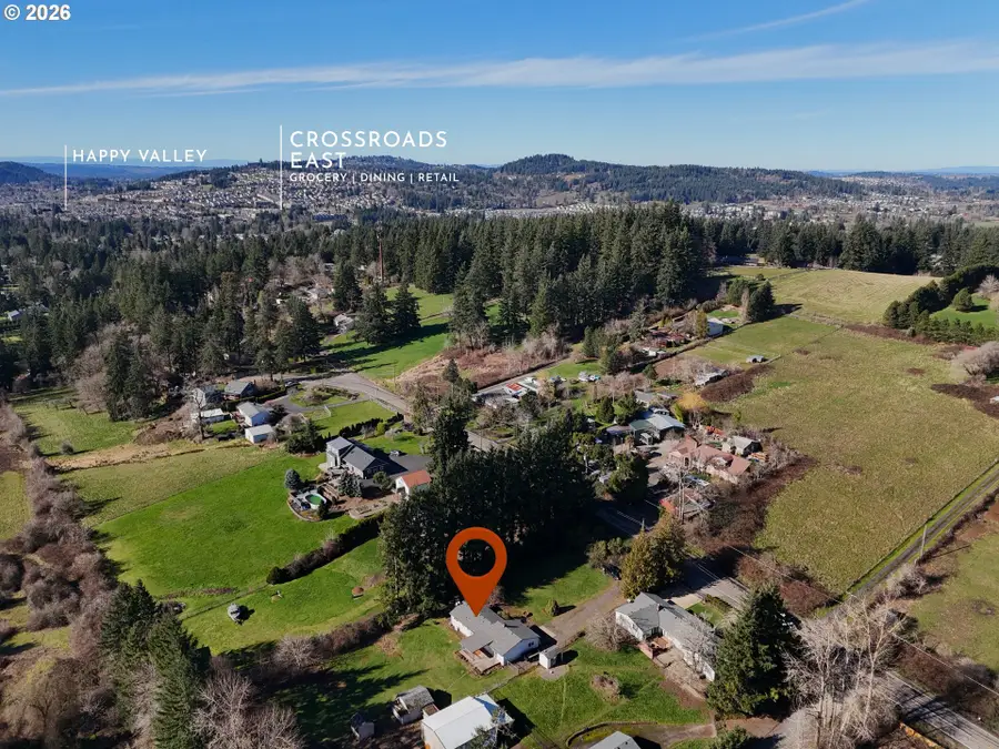 18630 SE Sunnyside Rd, Damascus, OR 97089 - #3